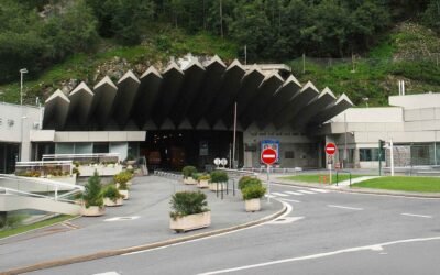 LA RIAPERTURA DEL BIANCO E LA POLITICA DEL PANNICELLO CALDO